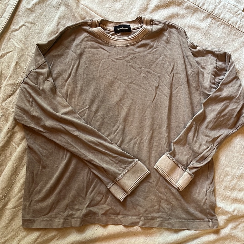 Richer Poorer Women's Relaxed Long Sleeve Tee - Warm Grey / M